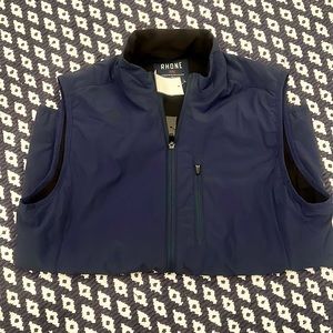 Men’s Rhône navy zip up vest size M nwt